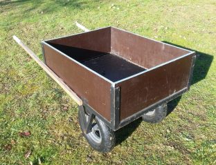 Brouette garden cart maraicher permaculture